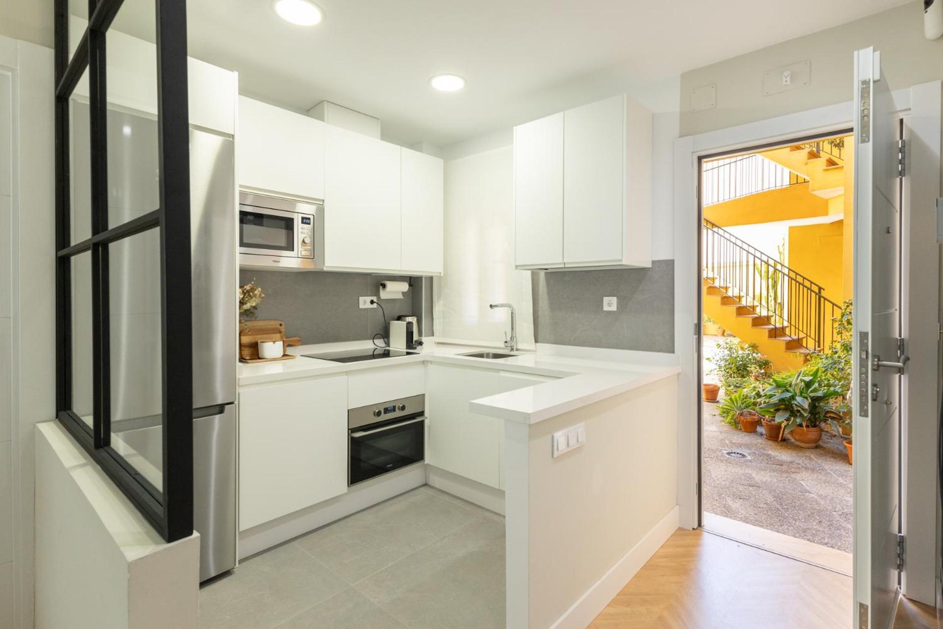 Charming 2 Bedrooms Apartment With Free Parking At Plaza Alameda By Ocityzen Севилья Экстерьер фото